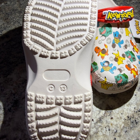 Pokemon Kids Slippers - Red, White, and Blue - Picture 5 of 5